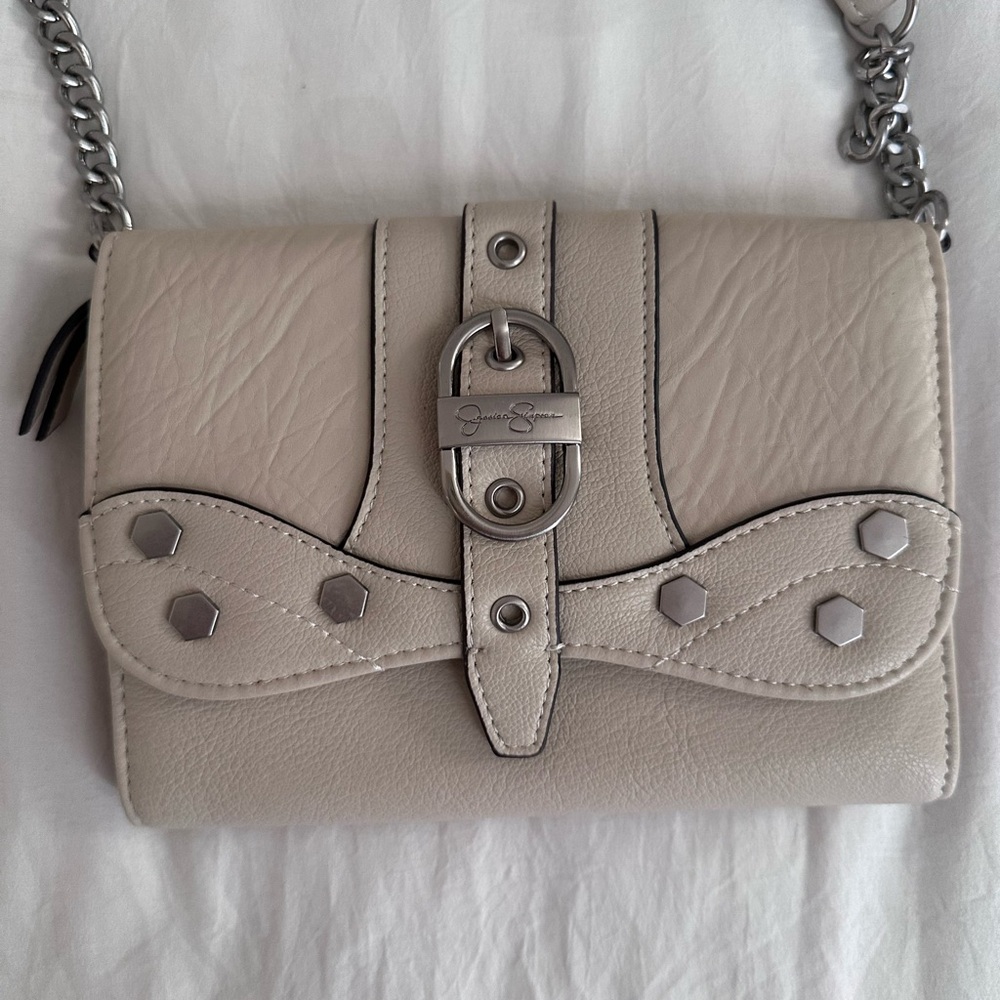 Jessica Simpson Cream and Silver Crossbody Bag with Chain Strap